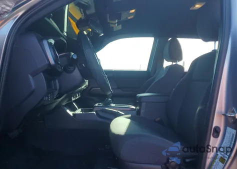 2019 Toyota Tacoma Double Cab z USA, uszkodzony, nr VIN 5TFAZ5CN6KX078162